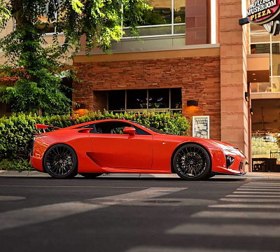 Фото дисков Brixton Forged HS1 на Lexus LFA