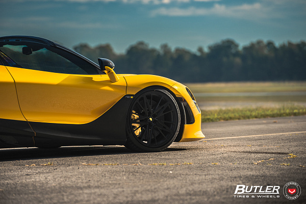 Фото дисков Vossen M-X6 Черный сатин на McLaren 720S
