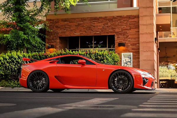 Lexus LFA
