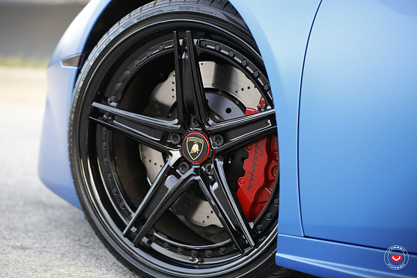 Фото дисков Vossen S17-03 (3-Piece) Черный глянец на Lamborghini Huracan