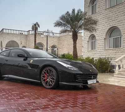 Фото дисков Vossen S17-01 на Ferrari GTC4Lusso