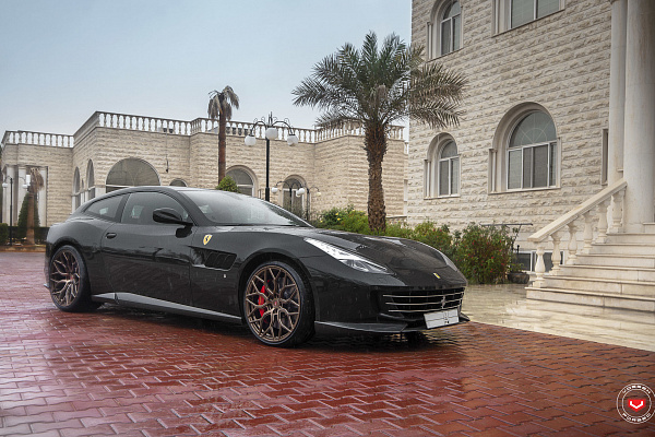 Фото дисков Vossen S17-01 Сатиновая бронза на Ferrari GTC4Lusso