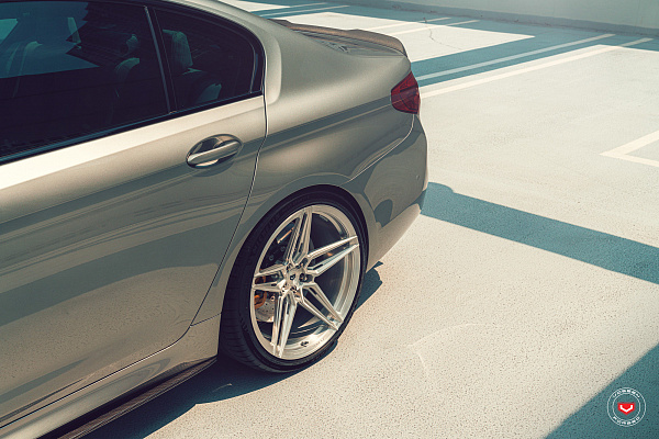 Фото дисков Vossen EVO-1R Глянцевый лак на BMW 5/M5 (G30/F90)