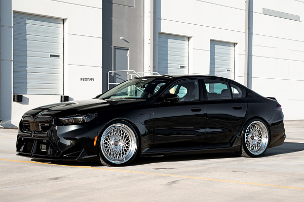 Фото дисков Strasse Wheels SC20 Track Глянцевый лак на BMW 5/M5 (G60/G90)