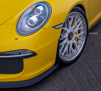 Фото дисков Strasse Wheels SV10M Deep Concave FS на Porsche 911 VII