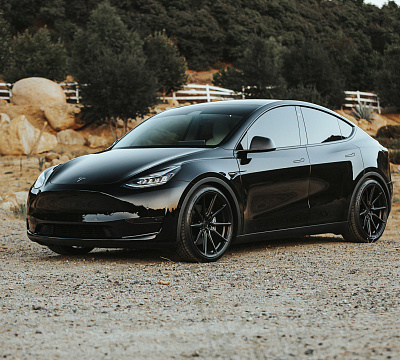 Фото дисков Vossen HF-3 на Tesla Model Y