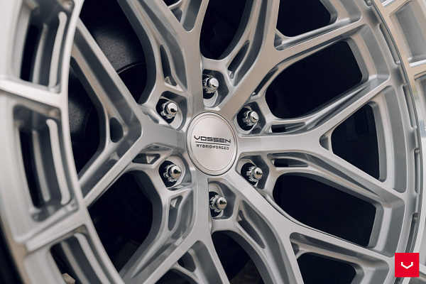 Фото дисков Vossen HFX-1 (6-Lug) Серебро на Ram 1500 V
