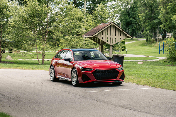 Фото дисков HRE 505M Глянцевый лак на Audi A/RS 6 (C8)