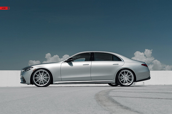 Фото дисков Anrky AN18 Глянцевый лак на Mercedes-Benz S-Class (W223)