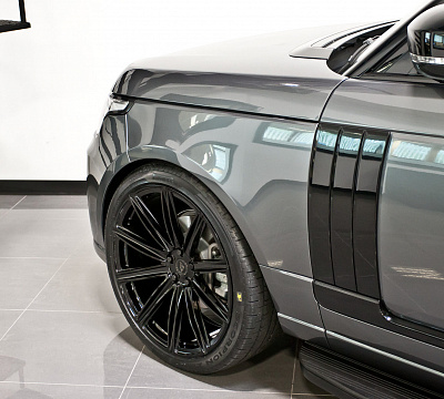 Фото дисков Vossen UV-2 на Land Rover Range Rover IV