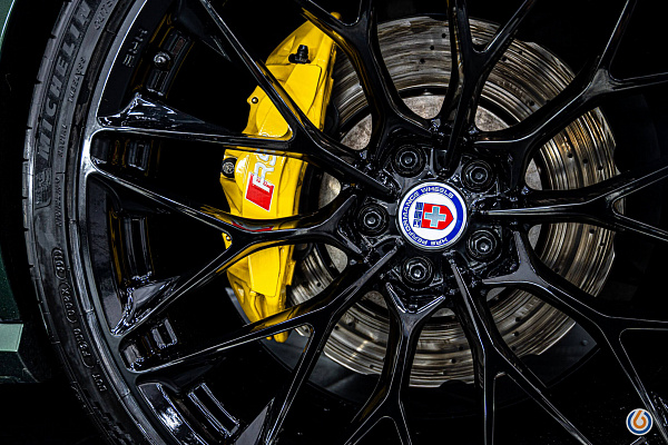 Фото дисков HRE P200 Черный глянец на Audi A/RS 6 (C7)