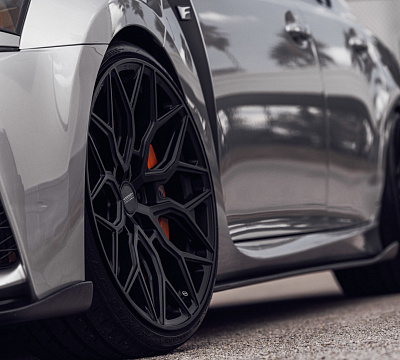 Фото дисков Vossen HF-2 на Lexus GS IV