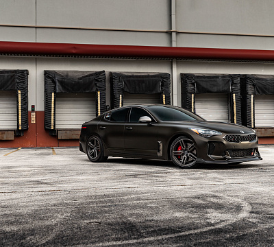 Фото дисков Vossen HF-1 на Kia Stinger