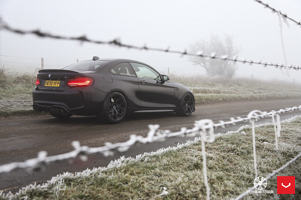 Фото дисков Vossen HF-5 Черный глянец на BMW 2/M2 (F22/F87)