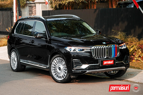 Фото дисков Vossen S17-15T Глянцевый лак на BMW X7 (G07)