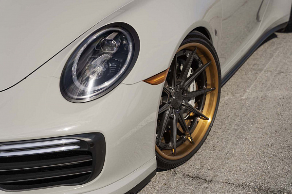 Фото дисков Strasse Wheels SV10 Deep Concave FS Другой цвет на Porsche 911 VII