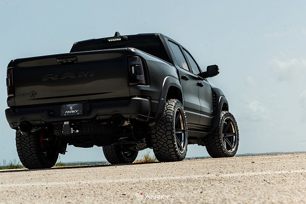 Фото дисков Anrky AN36-S Черный сатин на Ram 1500 V