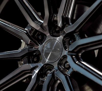 Фото дисков Vossen HF6-1 на Lexus GX II