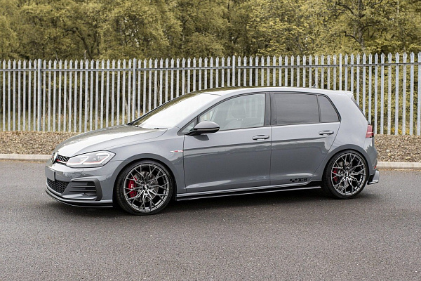 Фото дисков Bola FLX Глянцевый графит на Volkswagen Golf VII