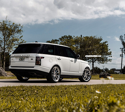 Фото дисков HRE P201 на Land Rover Range Rover IV