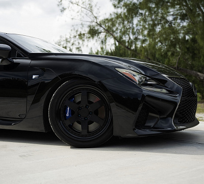Фото дисков Strasse Wheels S6 Competition на Lexus RC