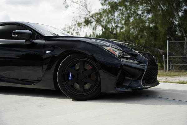 Фото дисков Strasse Wheels S6 Competition Черный матовый на Lexus RC