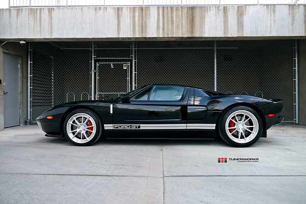 Фото дисков HRE S101 Глянцевый лак на Ford GT I
