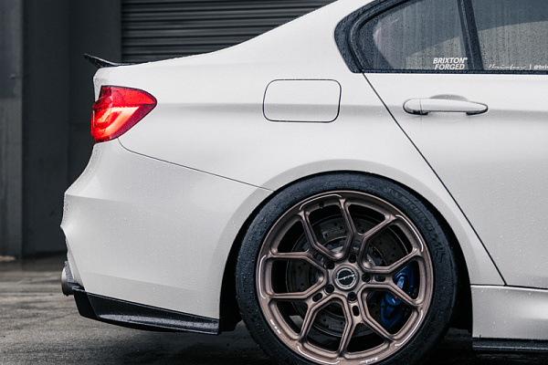 Фото дисков Brixton Forged CM5-RS Сатиновая бронза на BMW 3/M3 (F3x/F80)