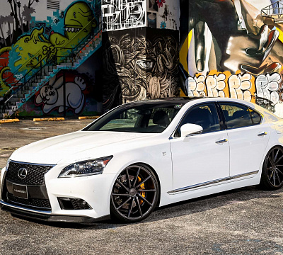 Фото дисков Vossen CVT на Lexus LS IV