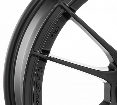 OZ Racing Ultraleggera HLT