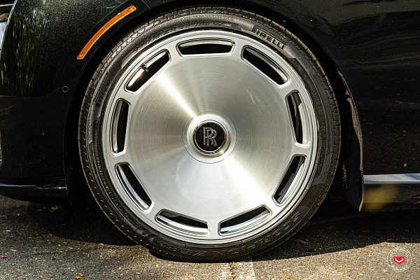 Фото дисков Vossen GEN-06 Глянцевый лак на Rolls-Royce Spectre