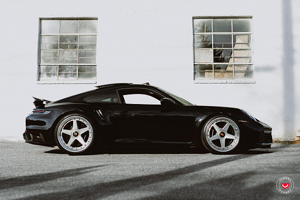 Фото дисков Vossen GEN-01 (3-Piece) Сатиновый тонированный лак на Porsche 911 VIII