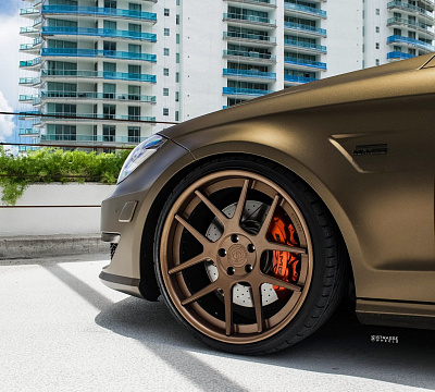 Фото дисков Strasse Wheels SM5 Deep Concave на Mercedes-Benz CLS (C218)