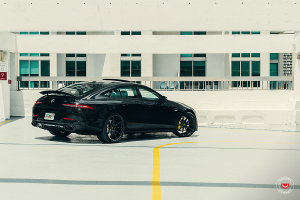 Фото дисков Vossen EVO-2 Черный глянец на Mercedes-Benz AMG GT I