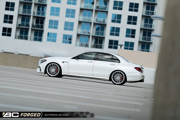 Mercedes E63 AMG S