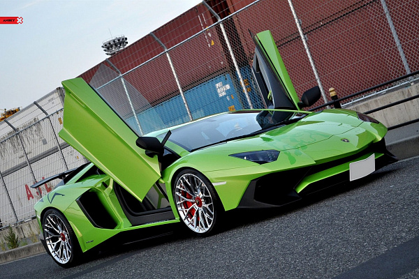 Фото дисков Anrky AN10 Полированный лак на Lamborghini Aventador