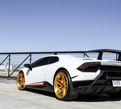 Фото дисков Savini SV82 на Lamborghini Huracan