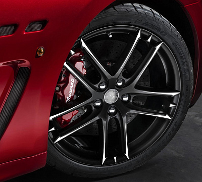Фото дисков Maserati TROFEO на Maserati GranTurismo I