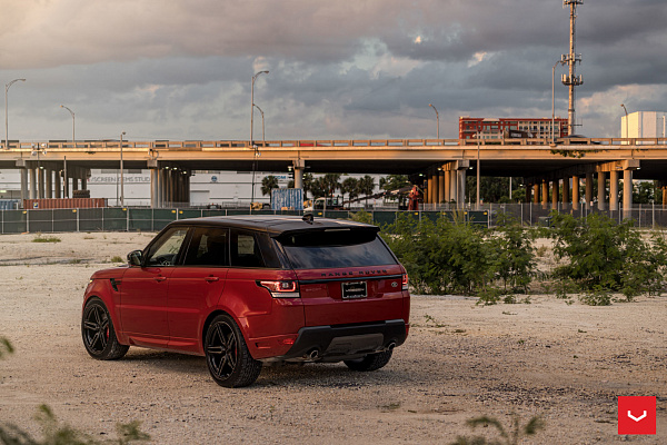 Фото дисков Vossen HF-1 Черный глянец на Land Rover Range Rover Sport II