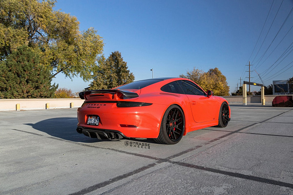 Фото дисков Strasse Wheels SM7T Deep Concave Другой цвет на Porsche 911 VII