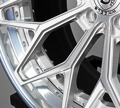 Strasse Wheels SV20M Deep Concave FS