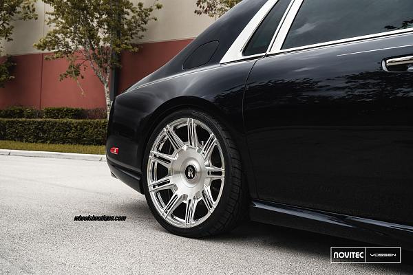 Фото дисков NOVITEC SP2 Глянцевый тонированный лак на Rolls-Royce Phantom