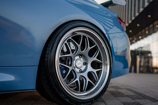 Фото дисков Bola FP5 Сатиновый лак на BMW 4/M4 (F32/F82)