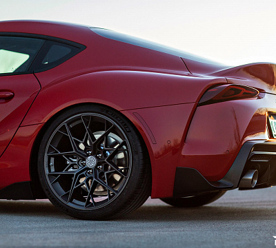Фото дисков HRE FF10 на Toyota Supra A90