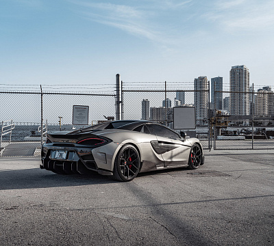 Фото дисков Vossen S21-01 на McLaren 570S
