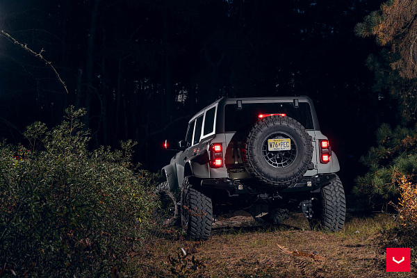 Фото дисков Vossen HFX-1 (6-Lug) Черный сатин на Ford Bronco