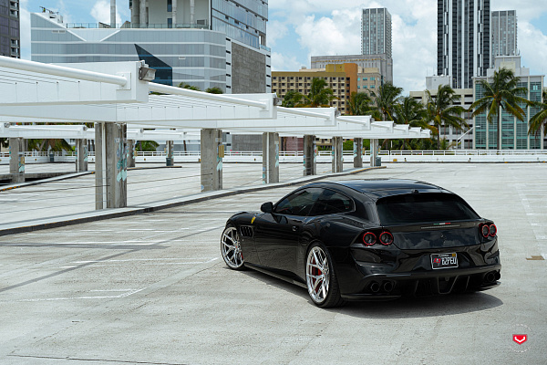 Фото дисков Vossen S21-01 Полированный лак на Ferrari GTC4Lusso