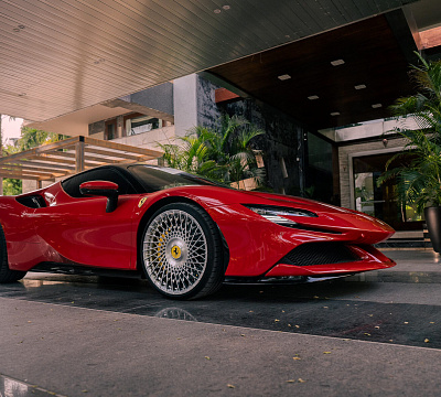 Фото дисков Vossen S21-11T на Ferrari SF90