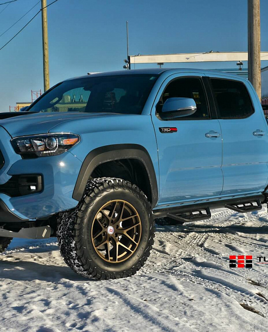 Фото дисков P161 Сатиновая бронза на Toyota Tacoma III