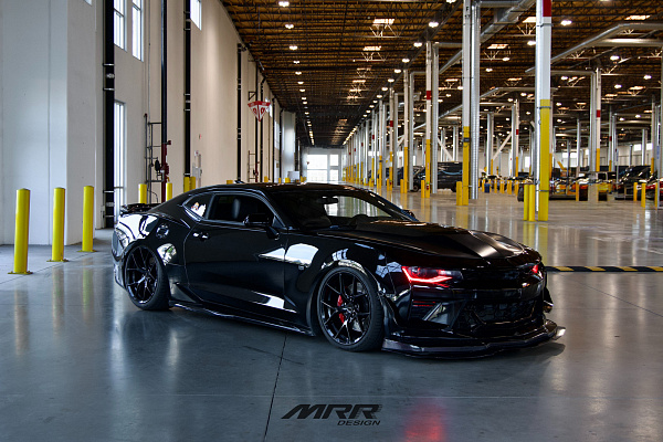 Фото дисков MRR FS06 Черный глянец на Chevrolet Camaro VI